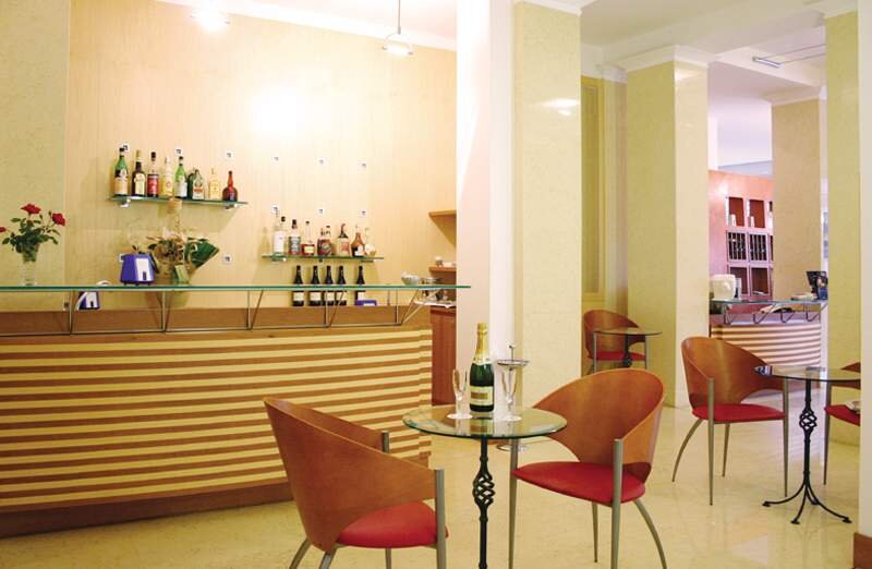 Hotel Alexandra 4