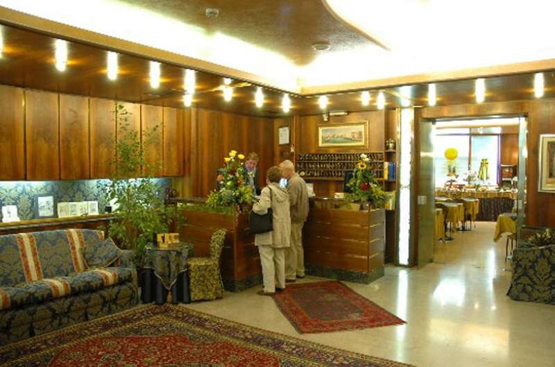 Hotel Centrale 4