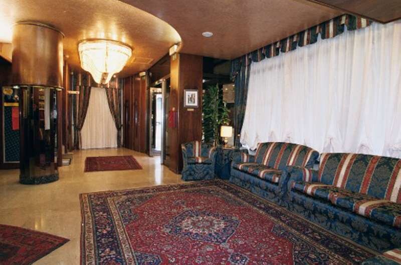 Hotel Centrale 2