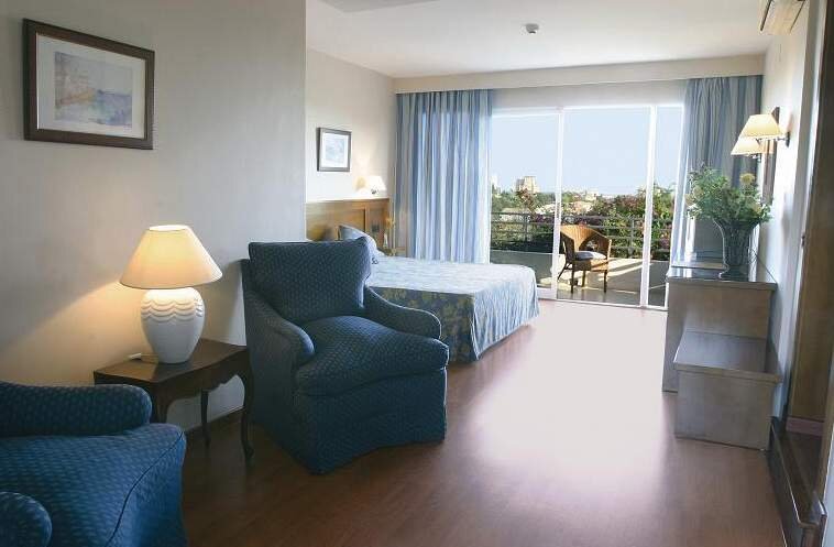 Hotel Abril 3