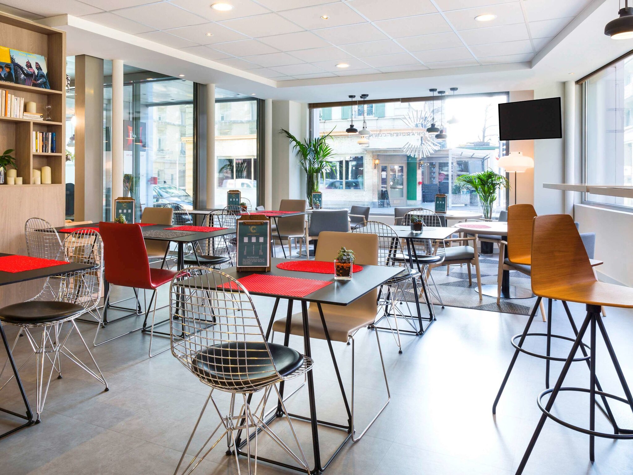 Ibis Lausanne Centre 5