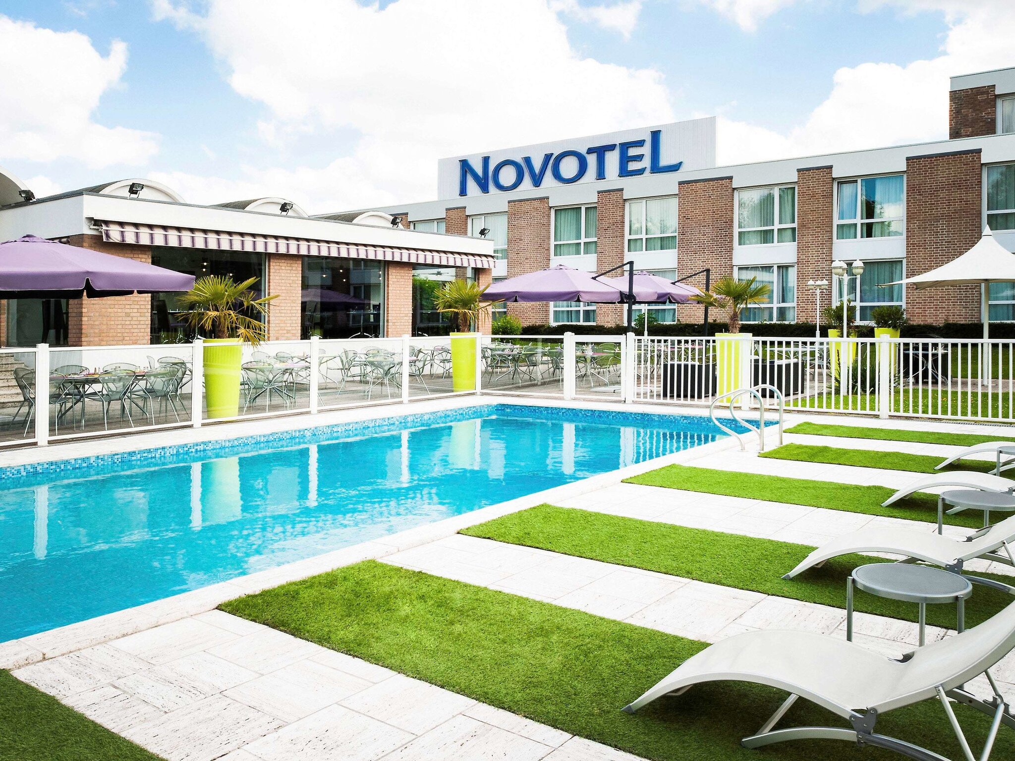 Novotel Valenciennes 4