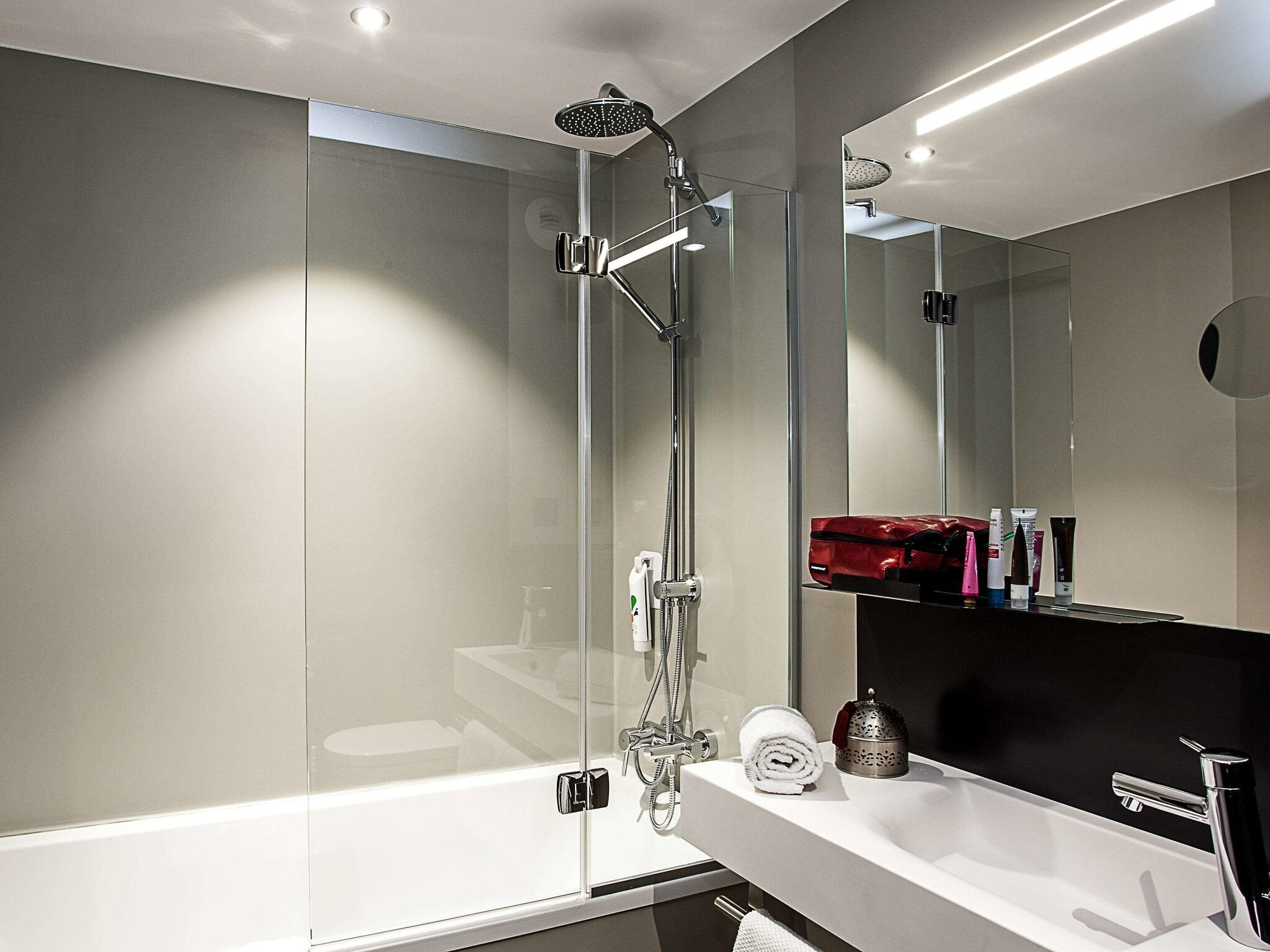 Ibis Styles Genève Carouge 4