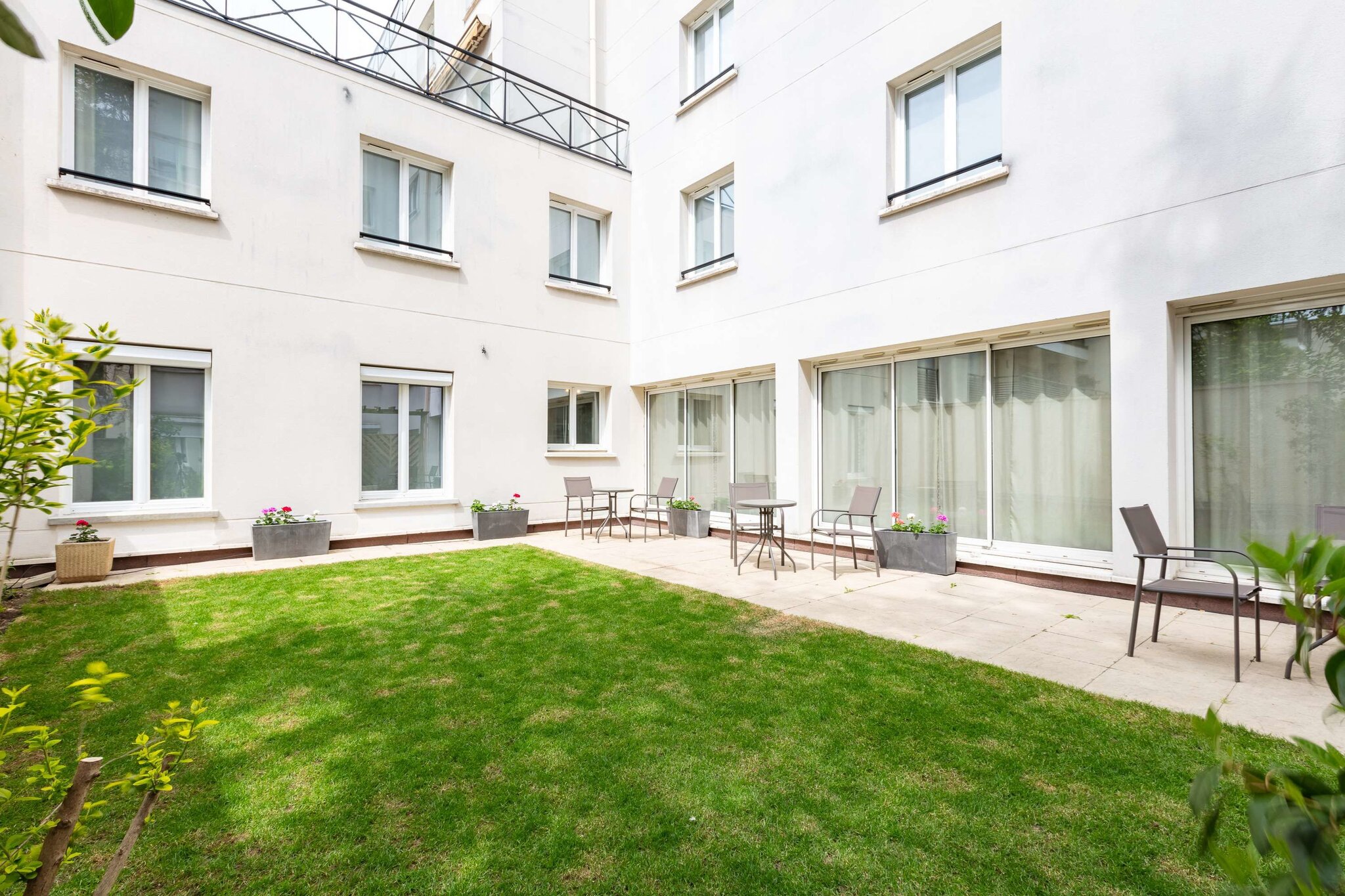 Hôtel Montbriand Antony 4