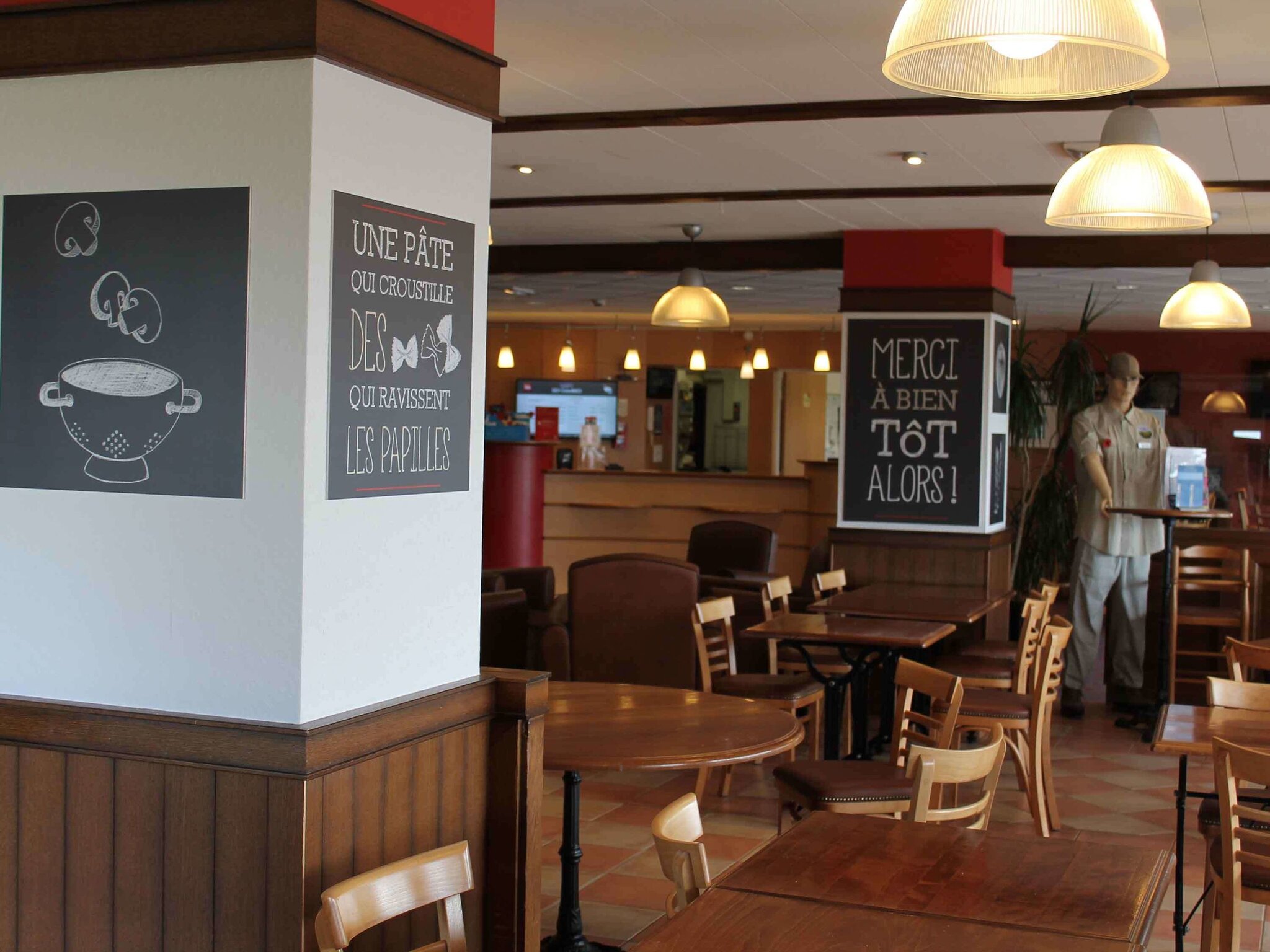 Hôtel Ibis Albert 3