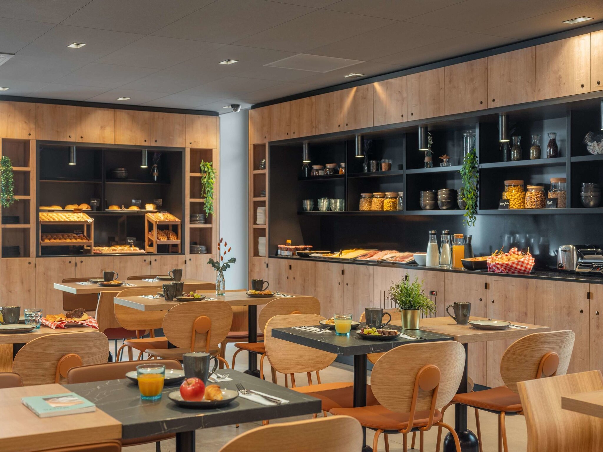 Ibis Styles Paris-Val-de-Fontenay 5