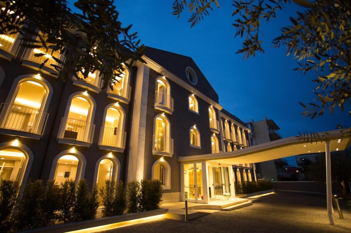 Airone City Hotel 4