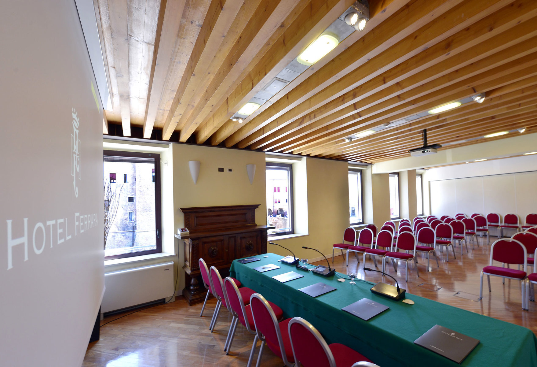 Hotel Ferrara 5
