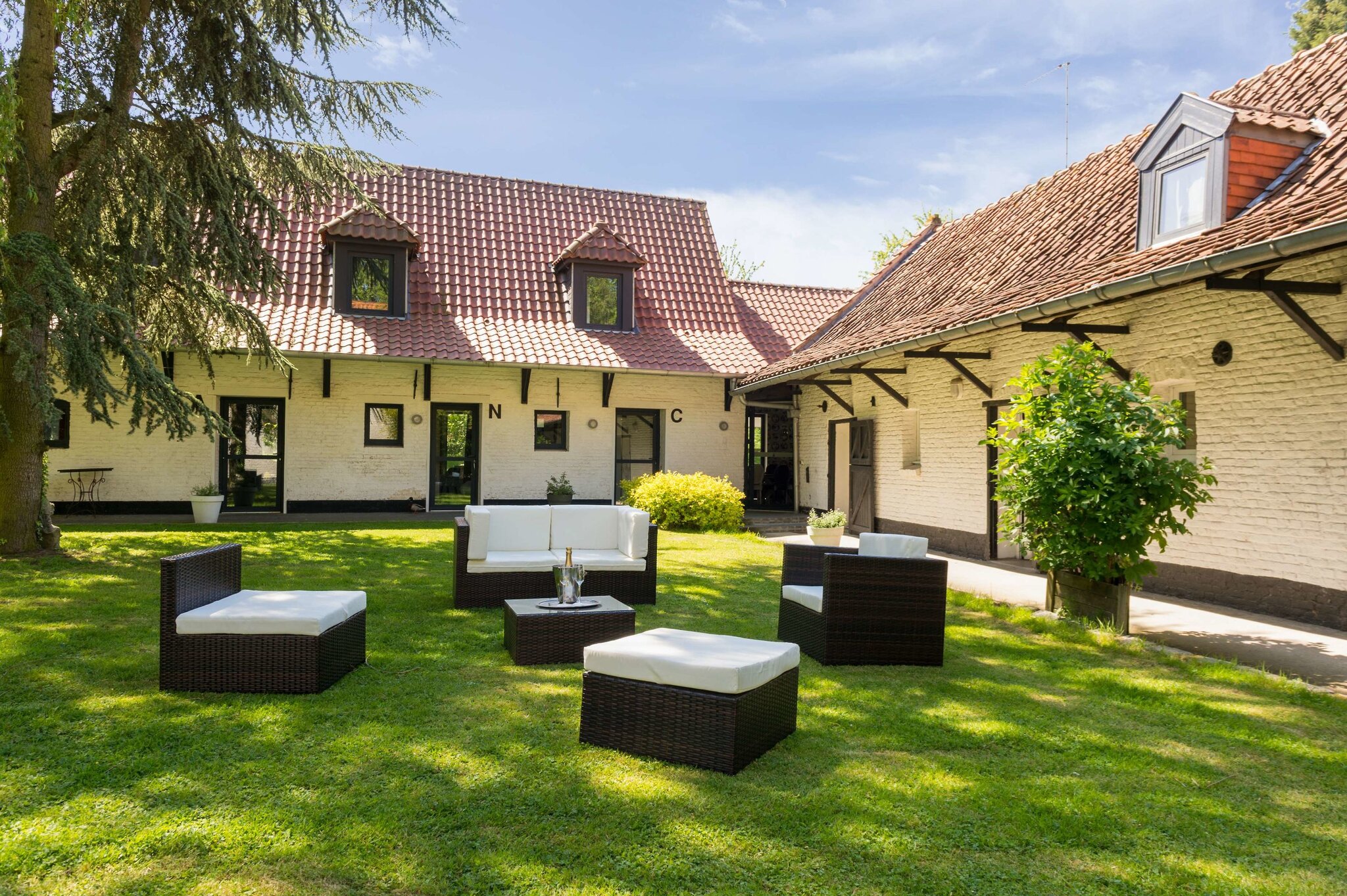 La Ferme Blanche, The Originals Relais 4