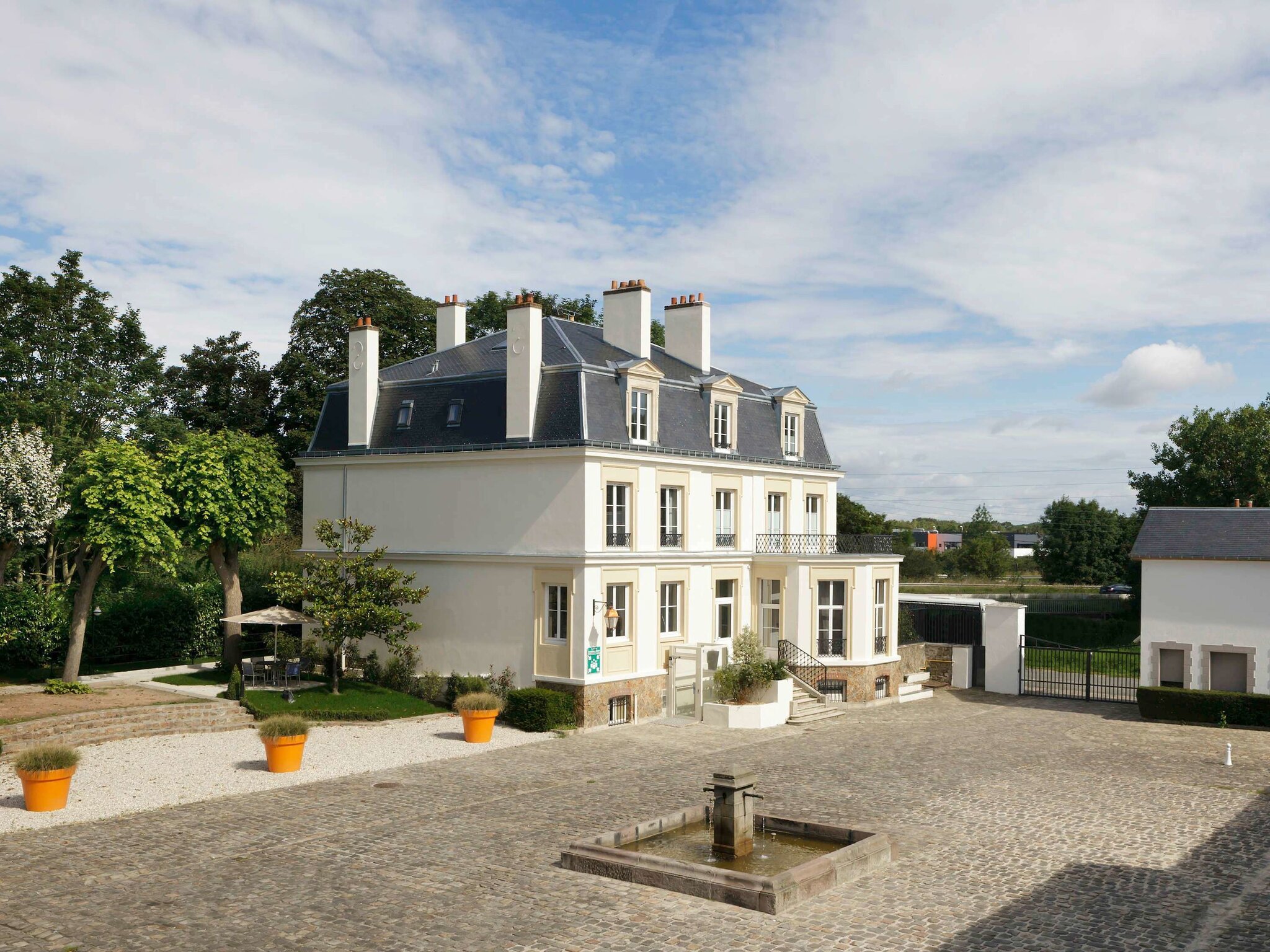 Novotel Paris Saclay 4