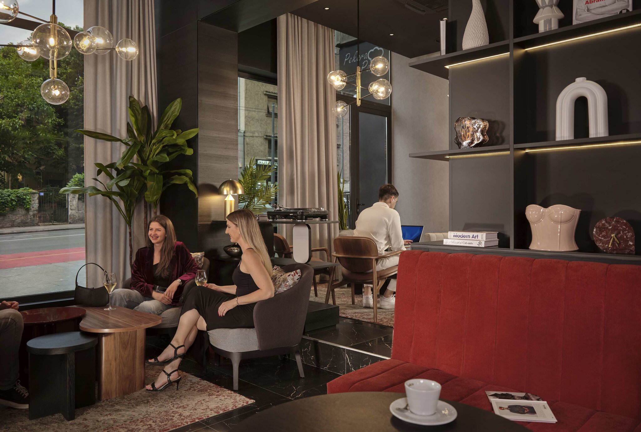 88 Rooms Hotel 5