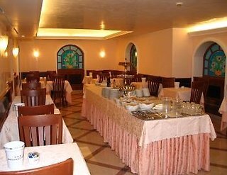 Mokinba Hotels Montebianco 4