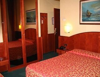Mokinba Hotels Montebianco 5