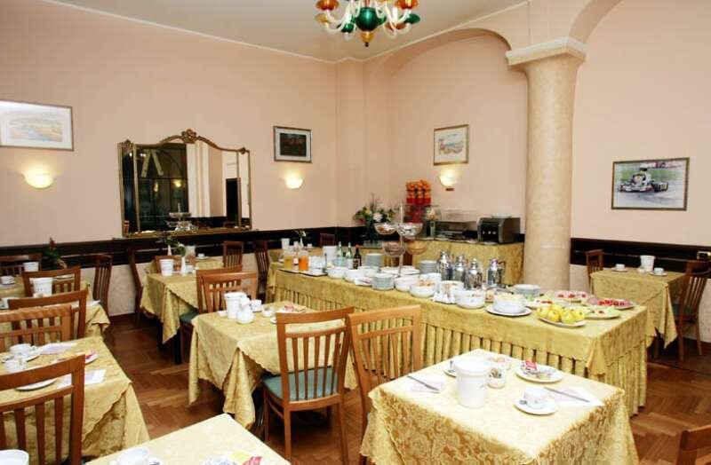 Mokinba Hotels Baviera 2