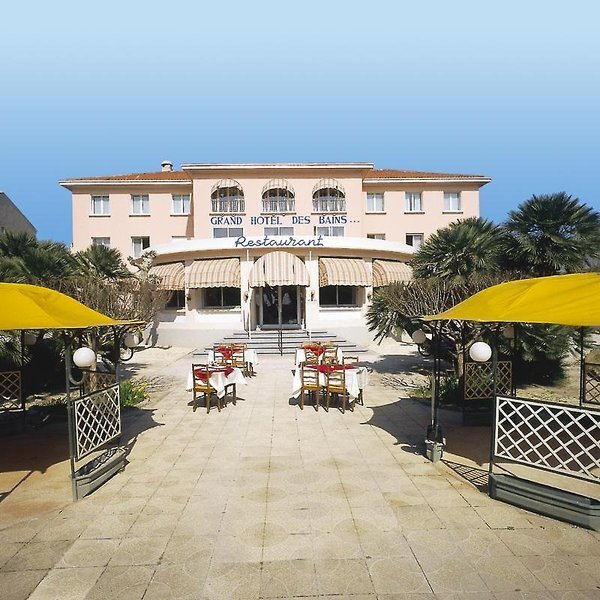 Adonis Sanary Grand Hôtel des Bains 5