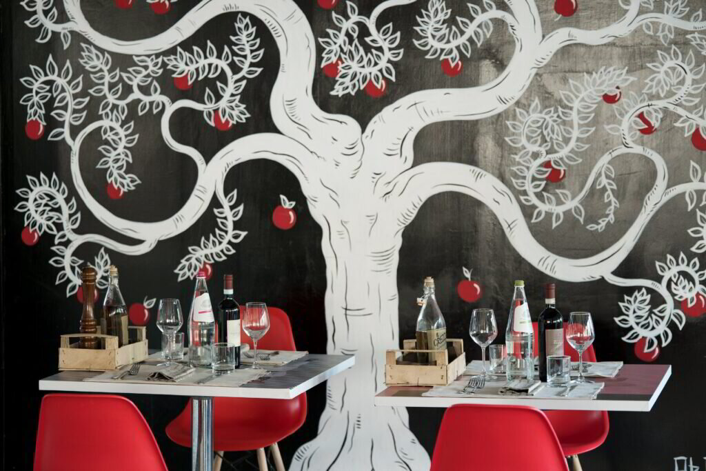 LH Hotel Arca Street Art 3