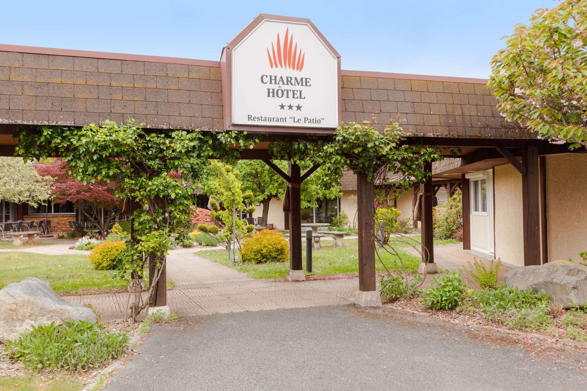 Charme Hôtel 3