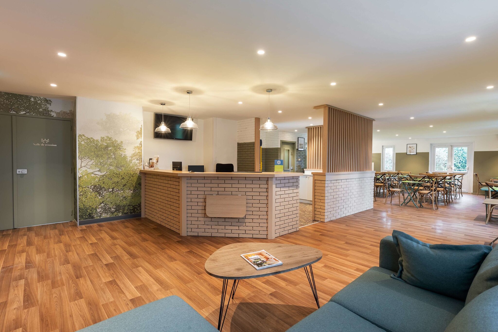 Sure Hotel by Best Western Plaisir 5