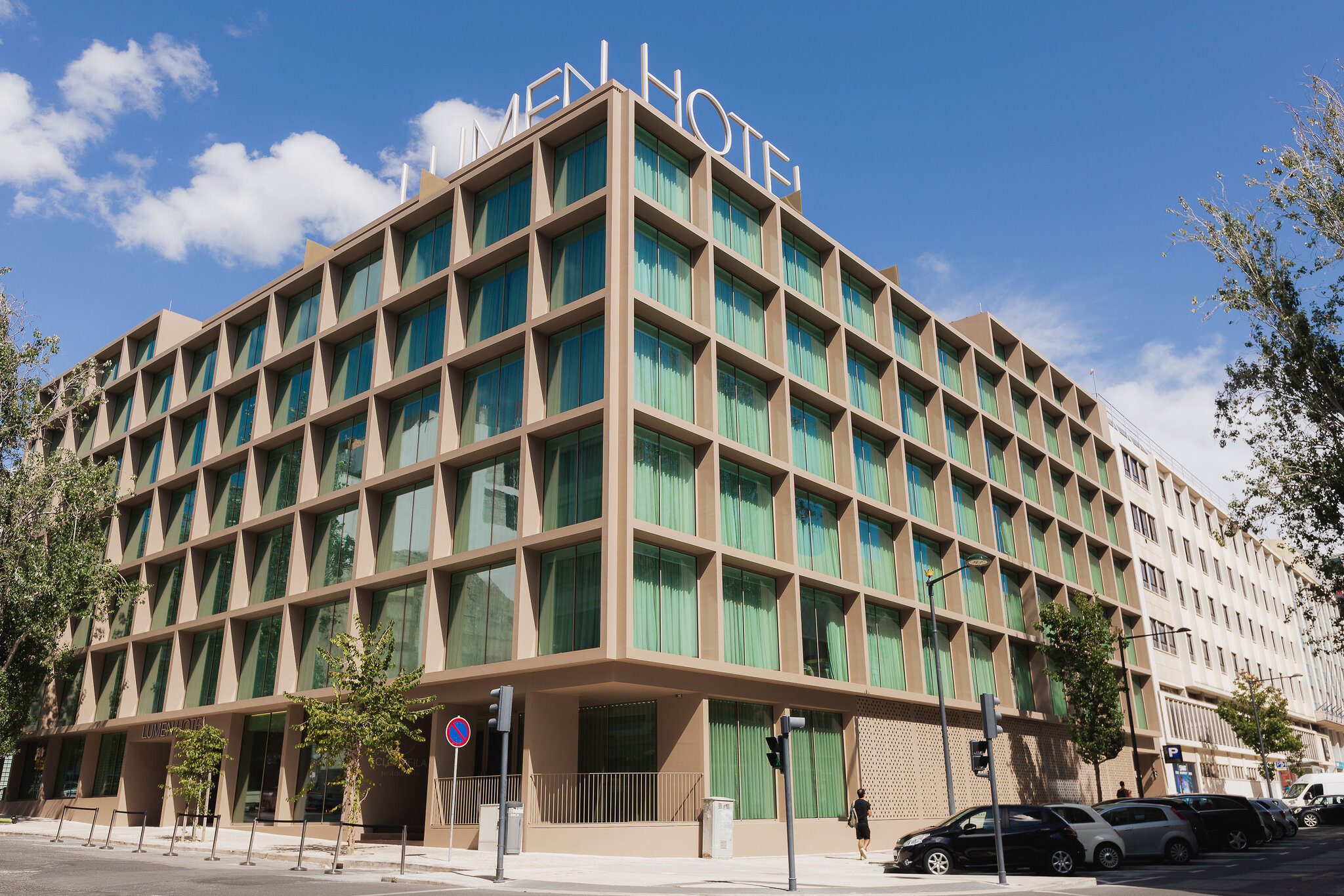 Lumen Hotel & The Lisbon Light Show 4