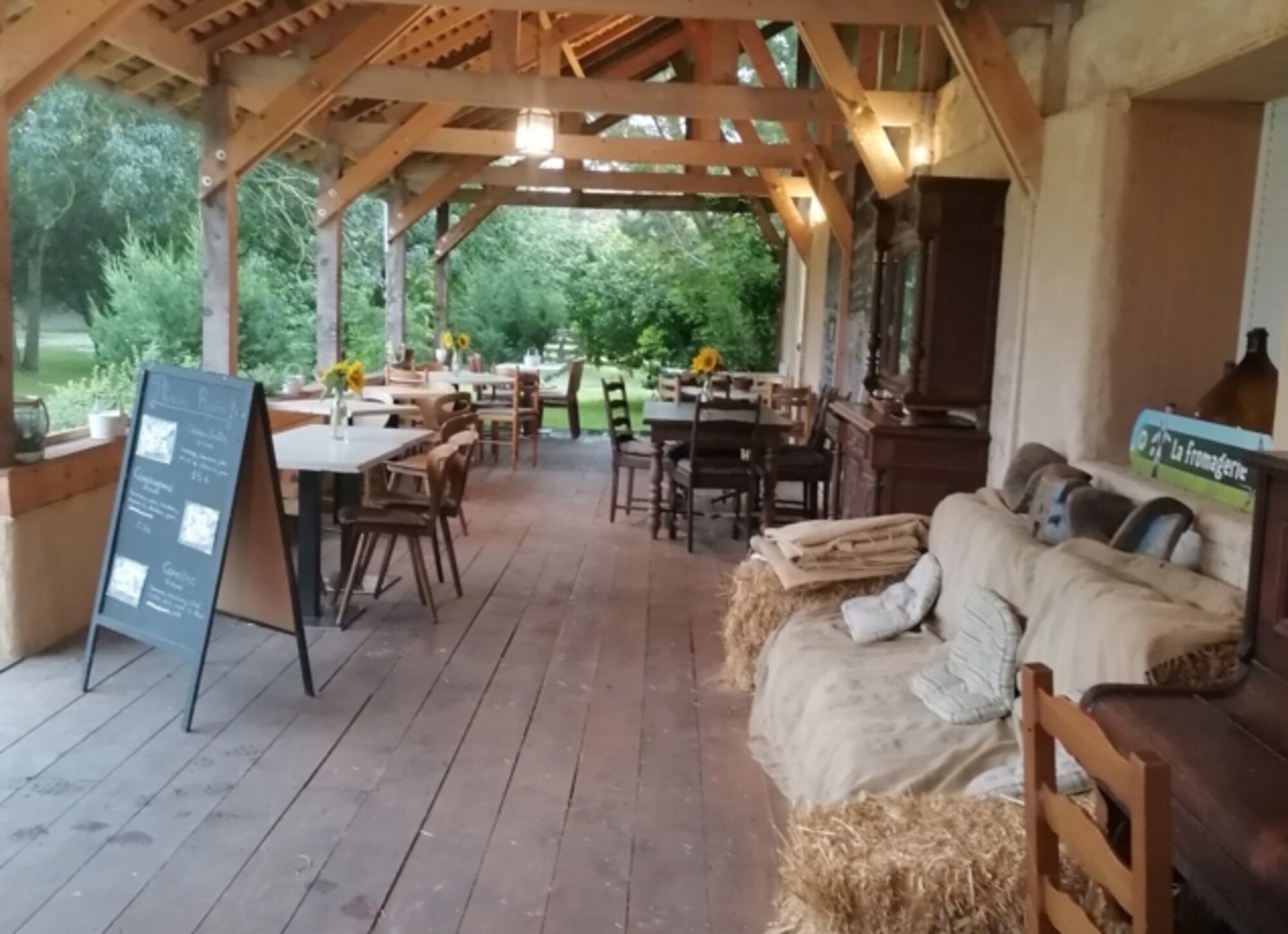 La Ferme Du Caroire 3