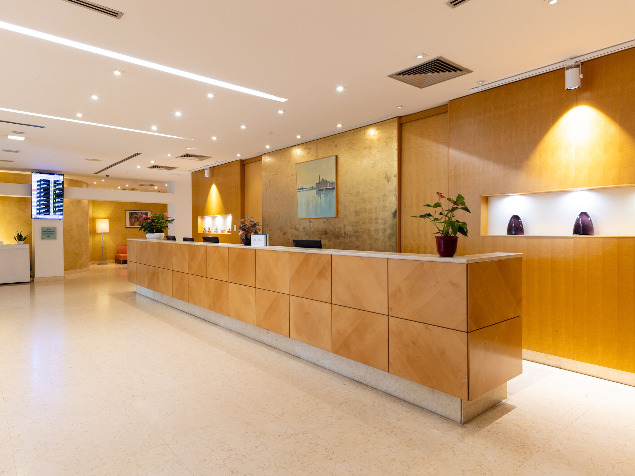 Crowne Plaza Venice East 3