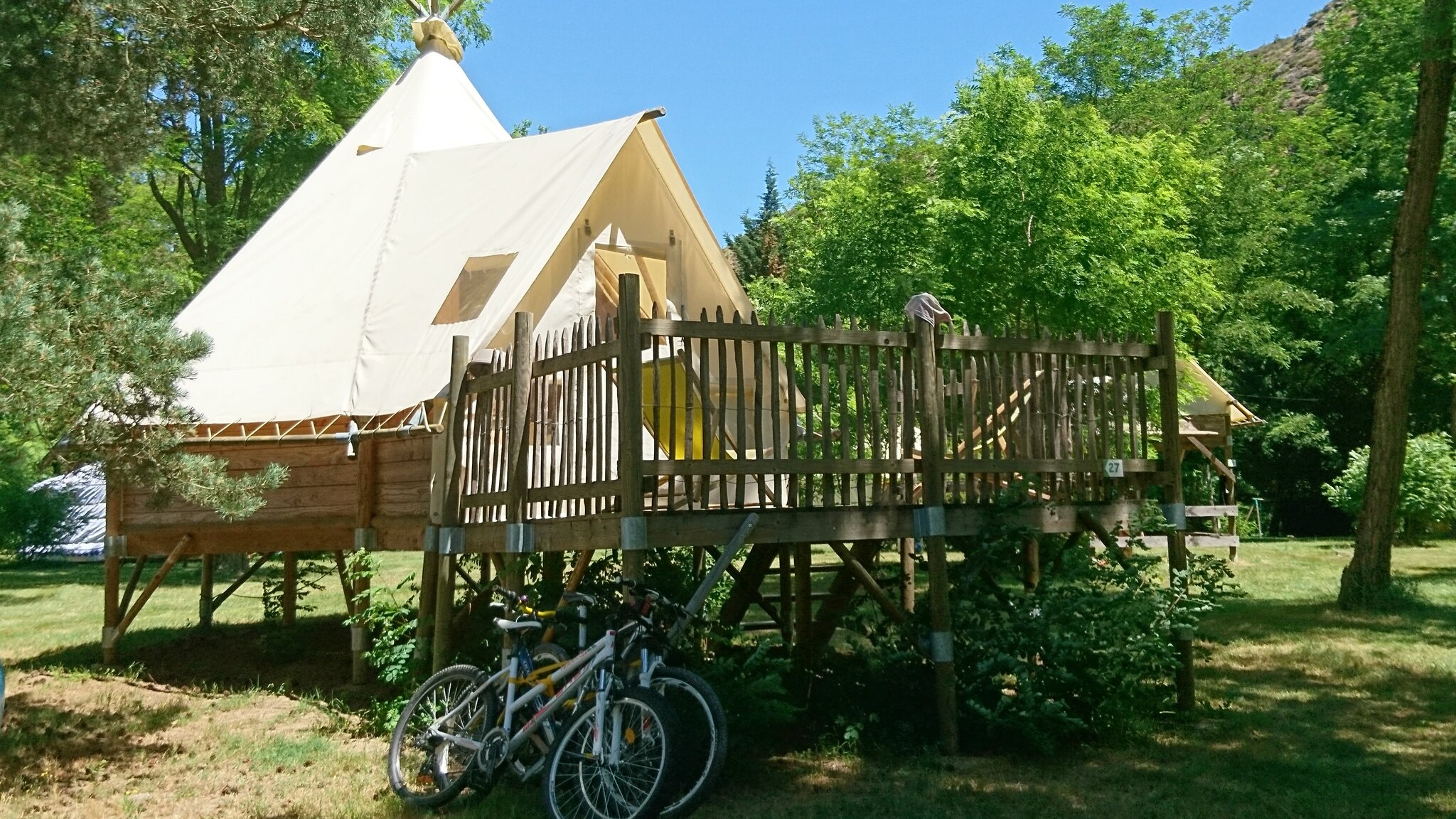 Camping Ushuaïa Villages le Viaduc 4