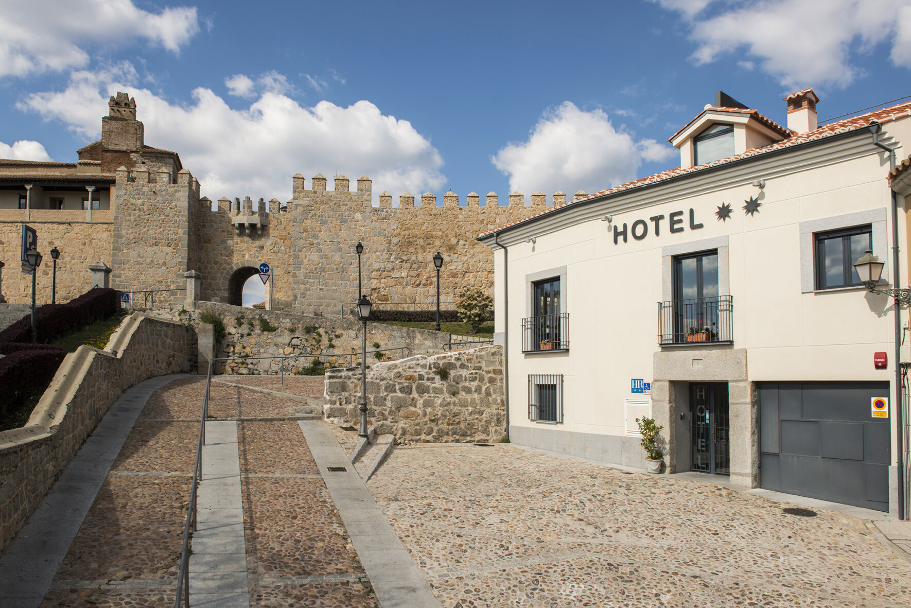 Hotel Puerta de la Santa