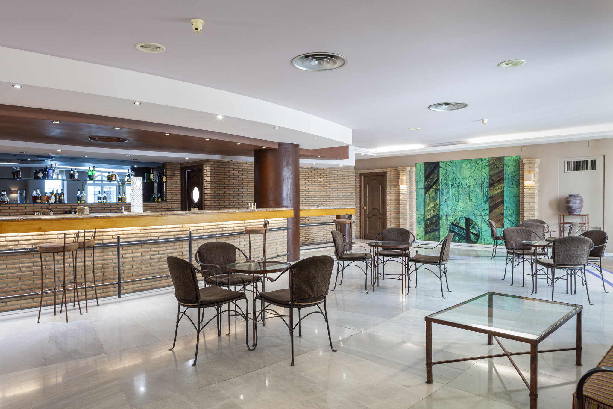 Hotel Macià Alfaros 5