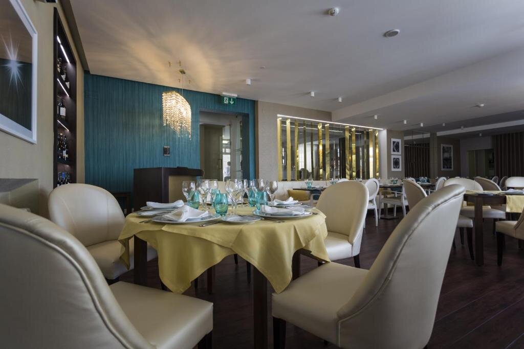 Josefa D'Obidos Hotel 3