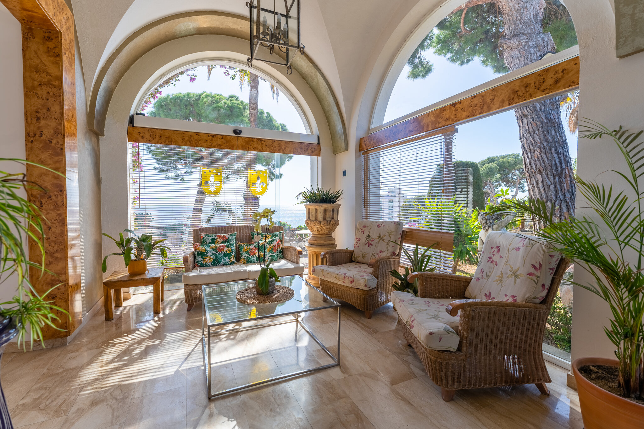 Hotel Roger de Flor 5