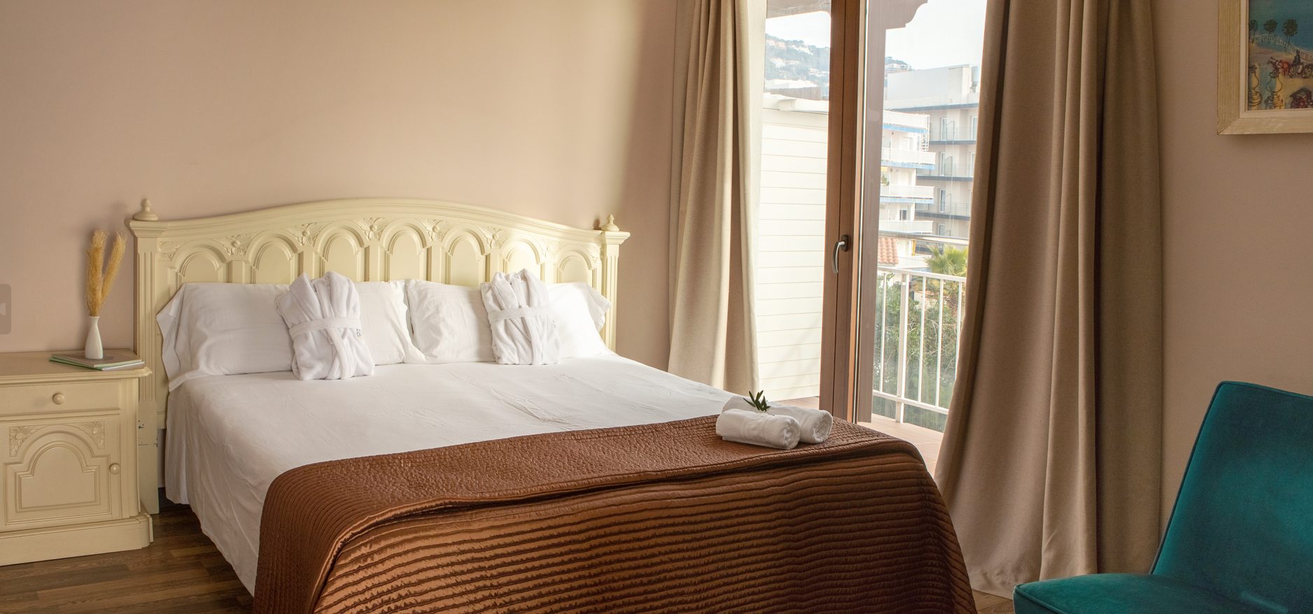 Hotel Roger de Flor 2