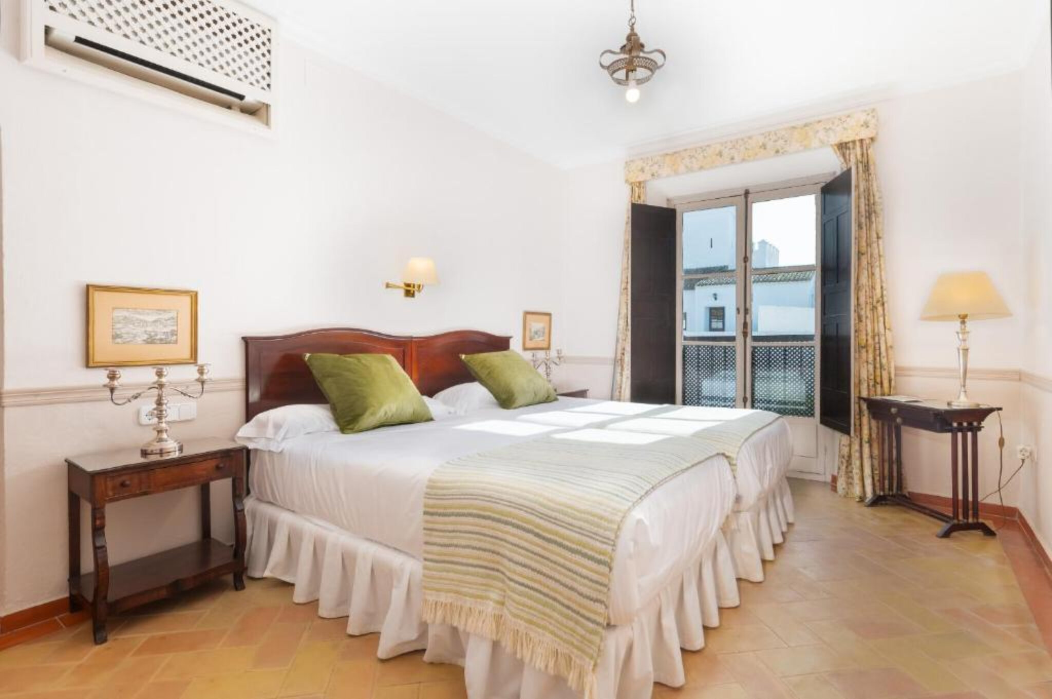 Hotel Cortijo Torre de la Reina 3