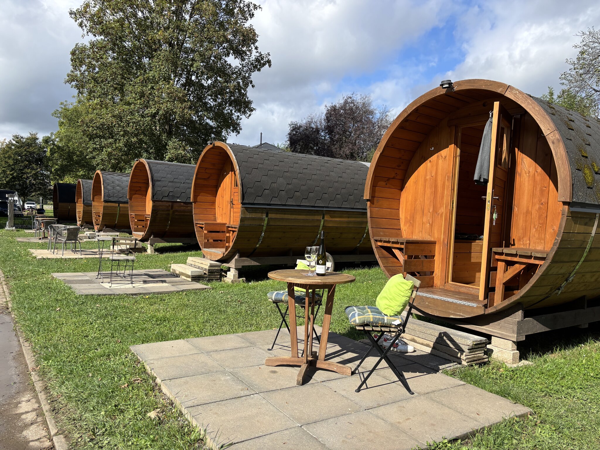 KNAUS Campingpark Schloss Langenau 2