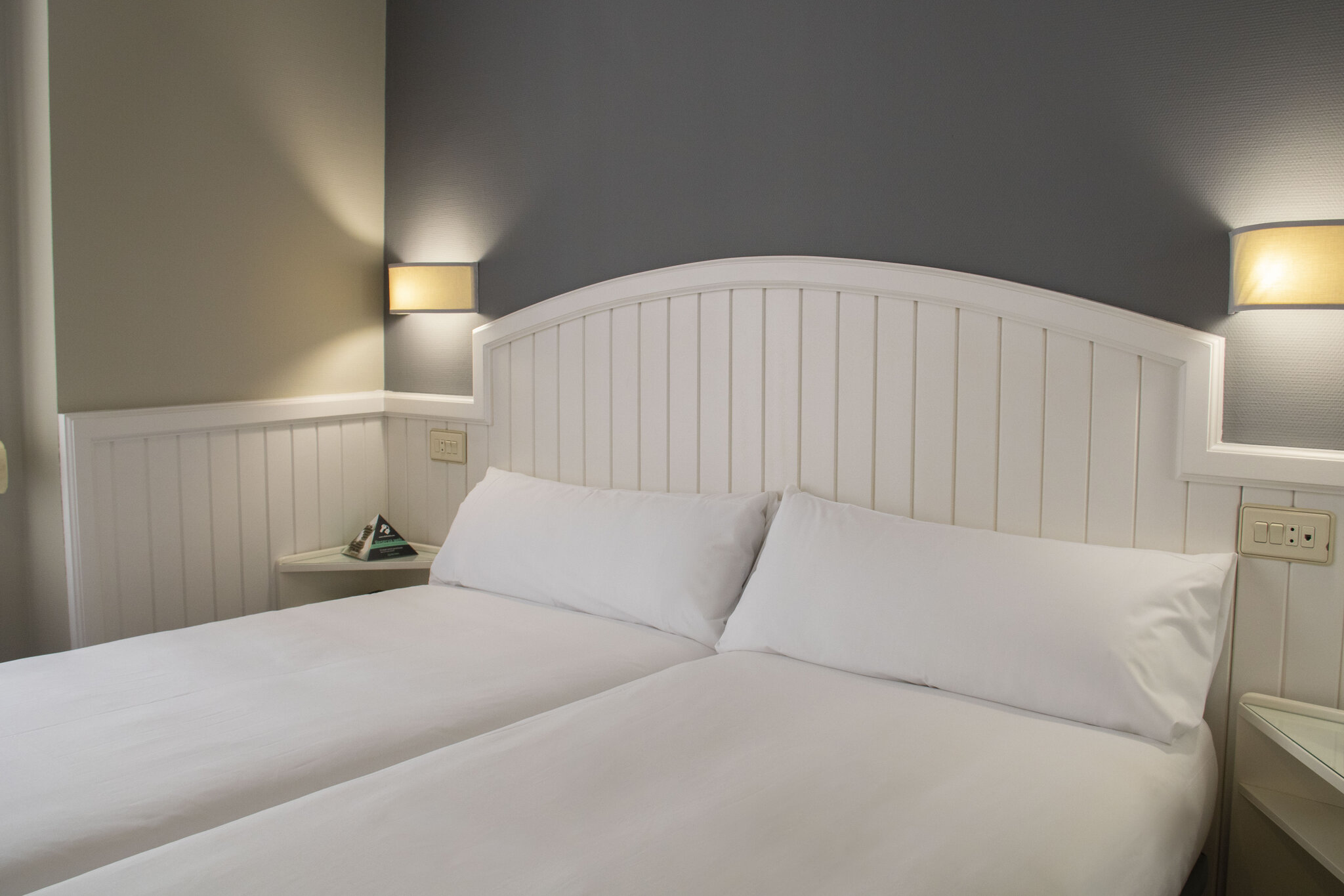 Alda Miramar Rooms 3