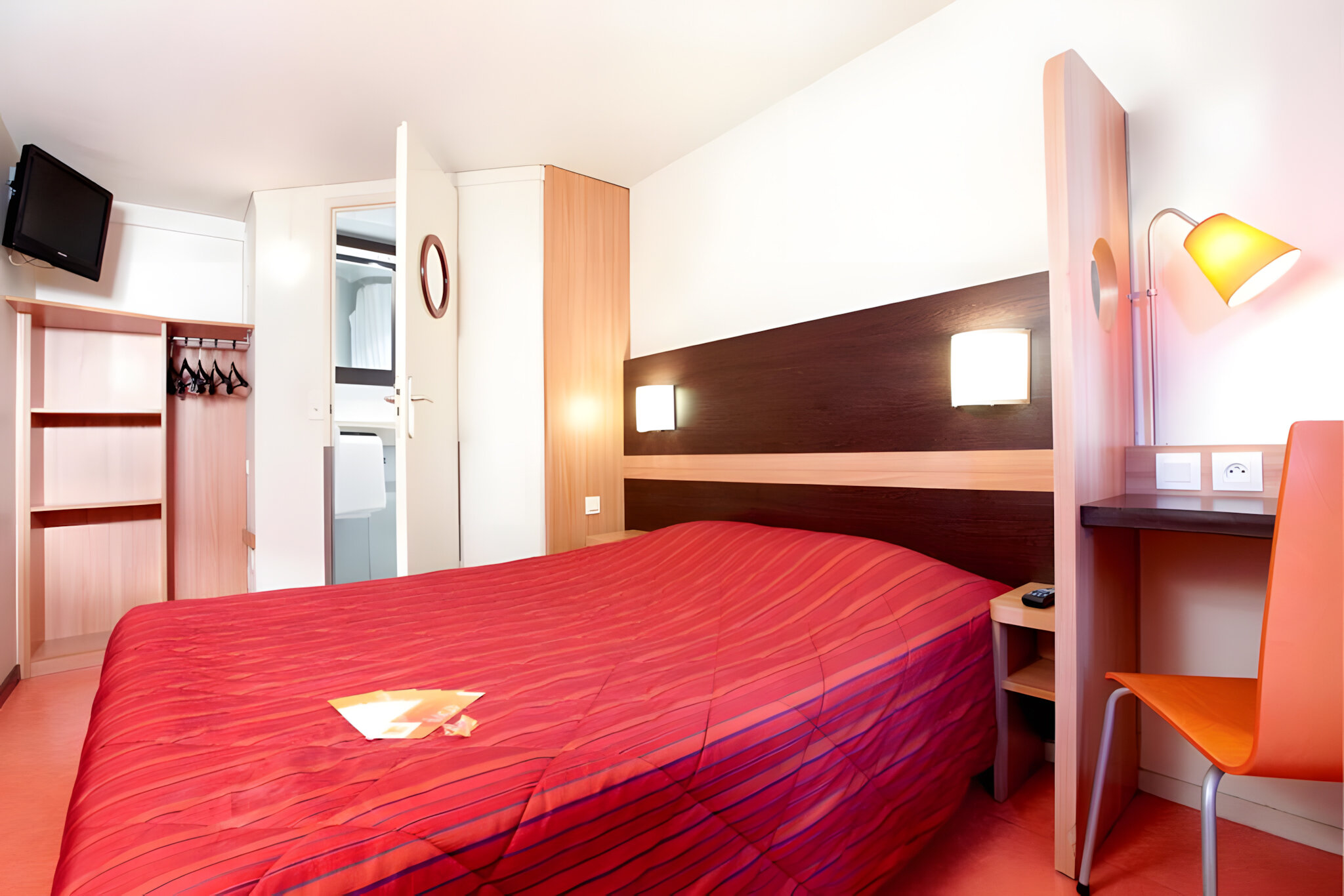 FastHotel Reims Taissy