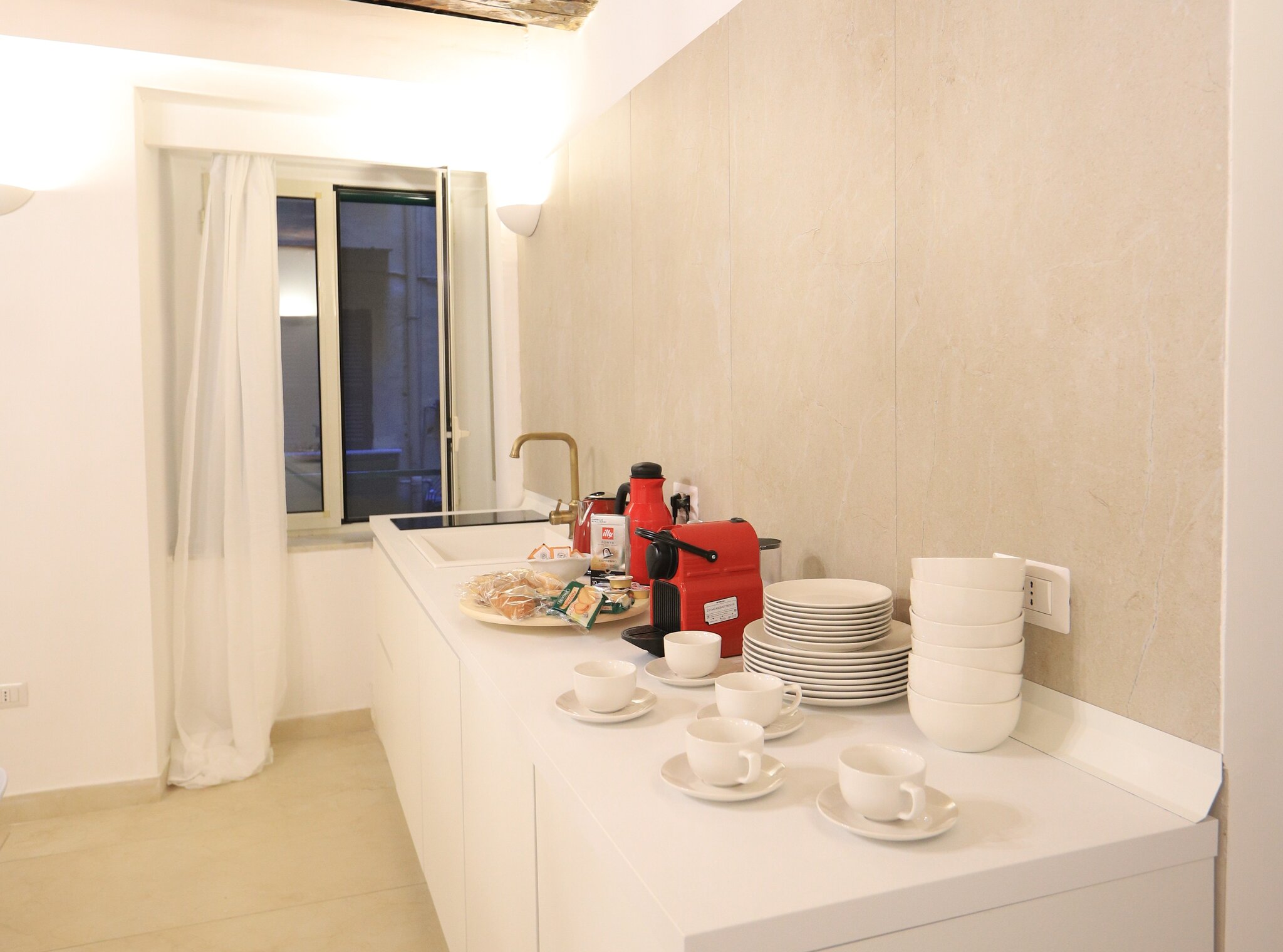 Ai 13 Gradoni di Chiaia B&B 4