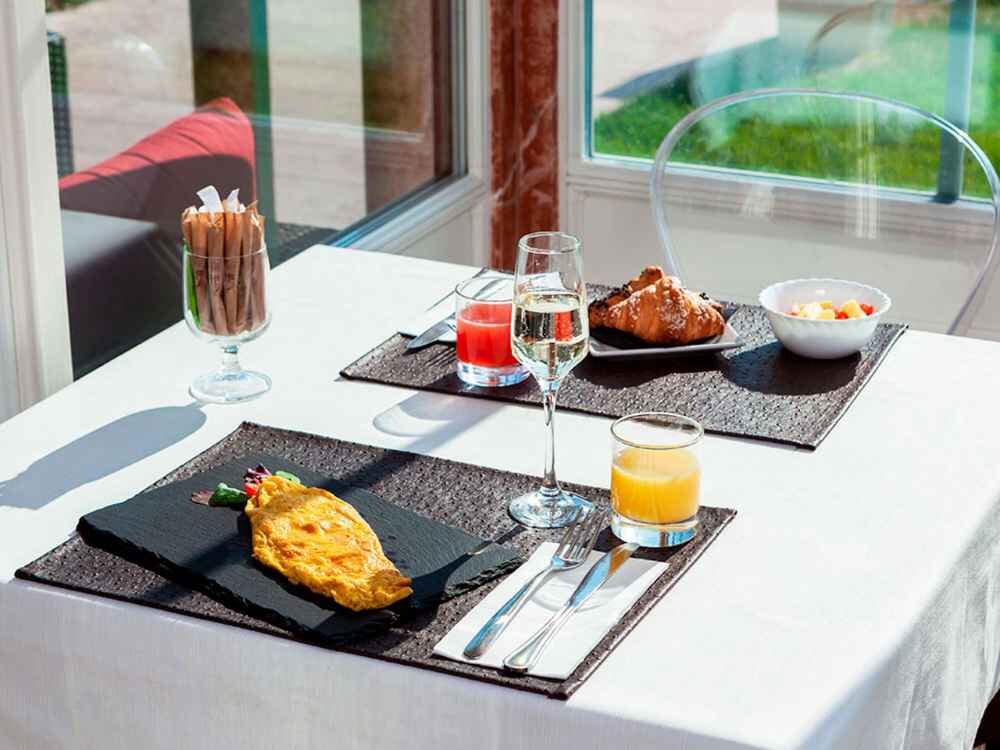 Hotel CatulloS 4