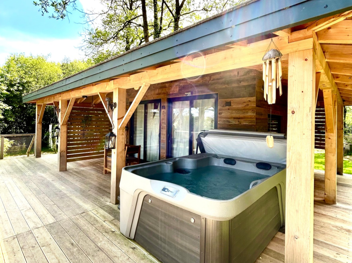 Berry Séjours - Lodges avec Spa Privatif 5