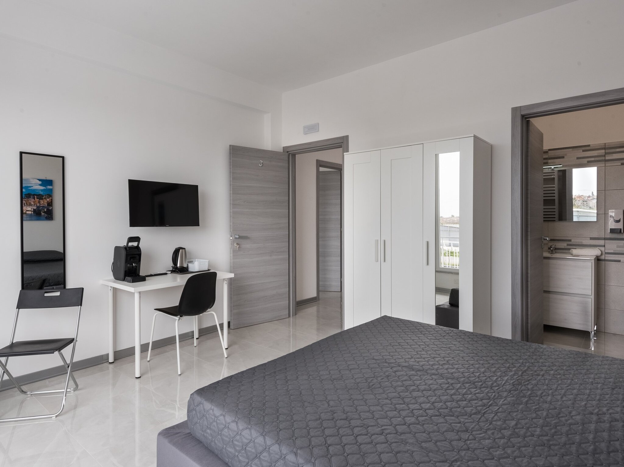 TRAVELERSHOME CIAMPINO AIRPORT GUEST HOUSE 4