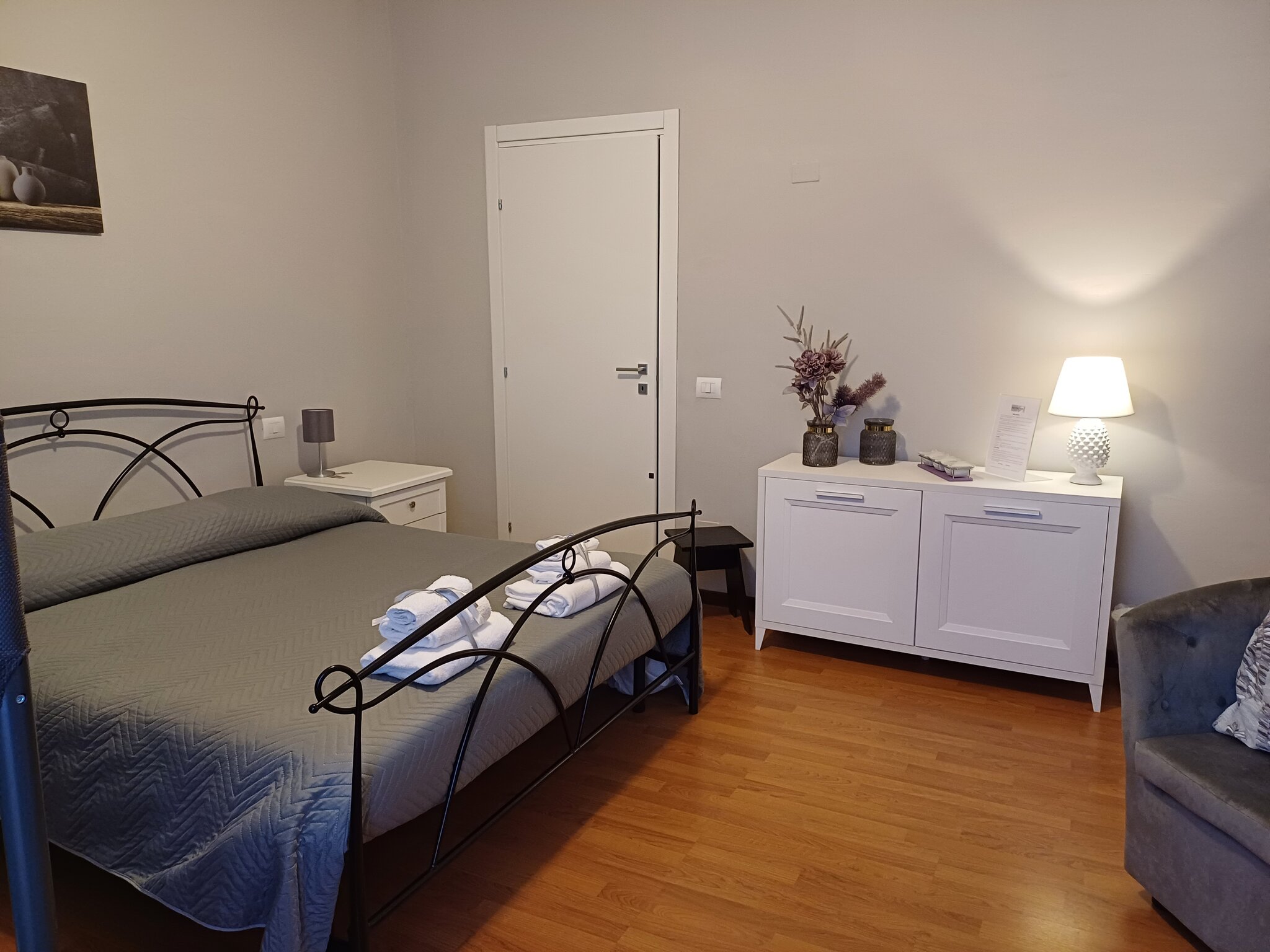 B&B Home XIX