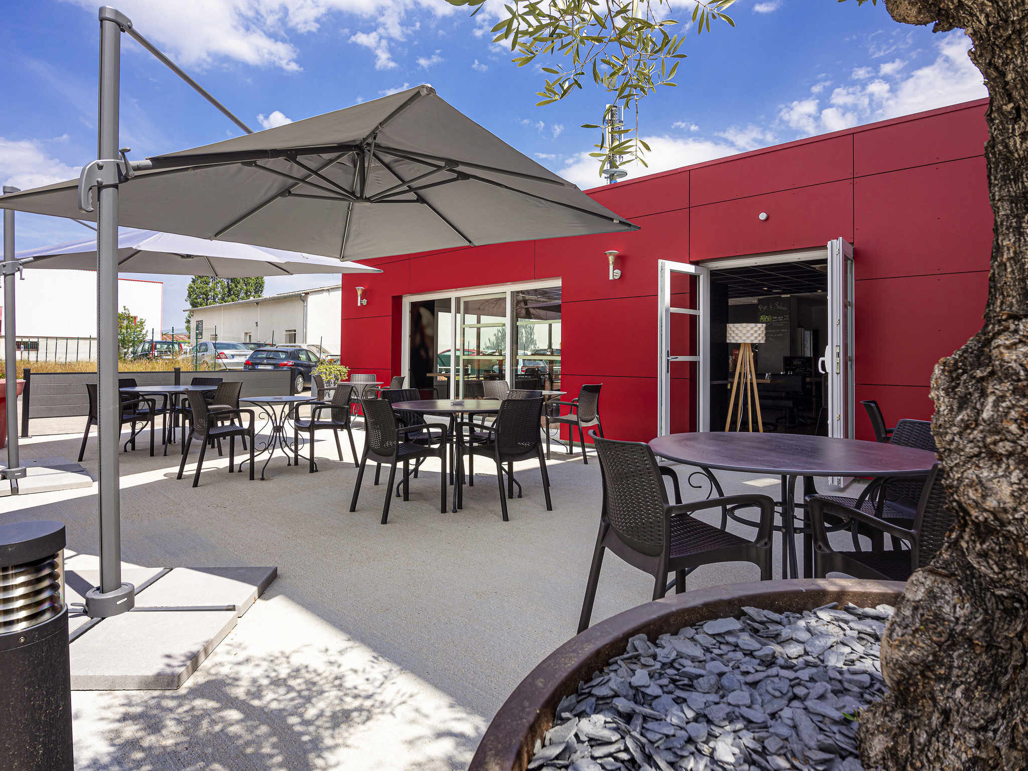 Ibis Dijon Sud 2