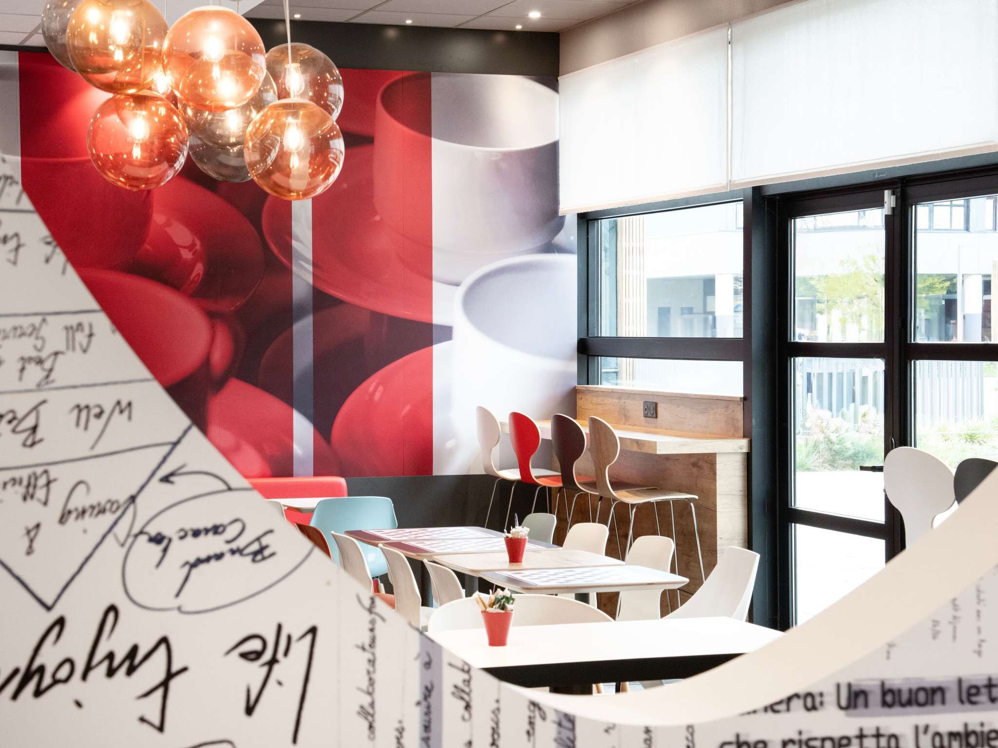 IBIS Rennes Centre Gare Sud 5