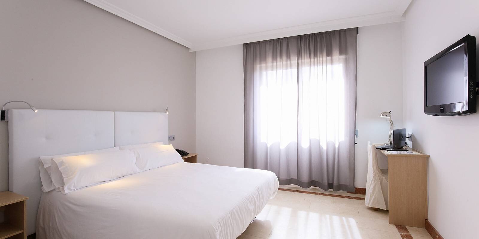 Hotel Castilla Torrijos 2