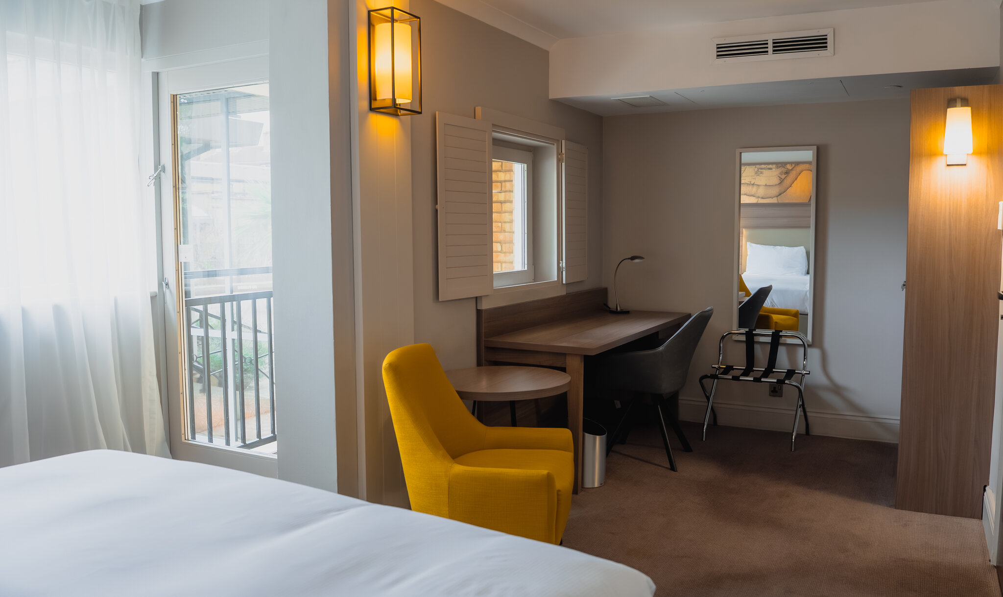 A&O Hotel London Docklands Riverside 4