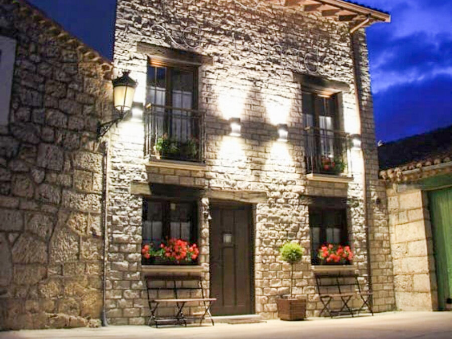 Hotel Rural La Tenada