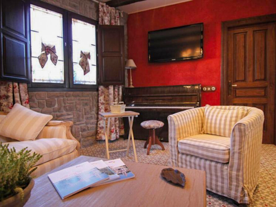 Hotel Rural La Tenada 5