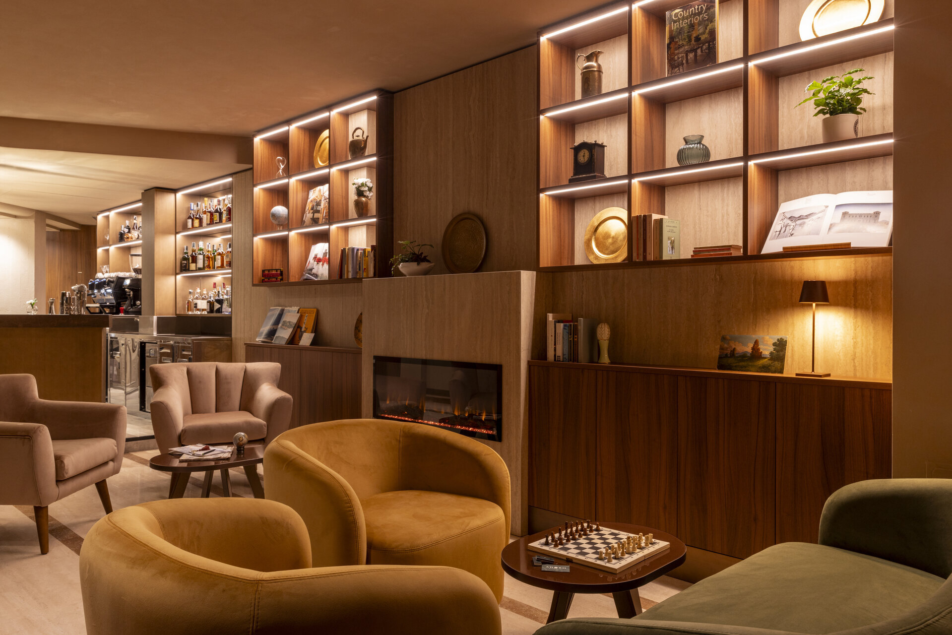 Adoro Hotel 5