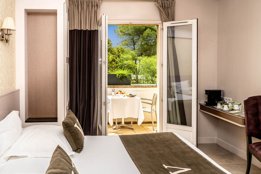 Le Vallon De Valrugues Hotel Spa & Villas 2