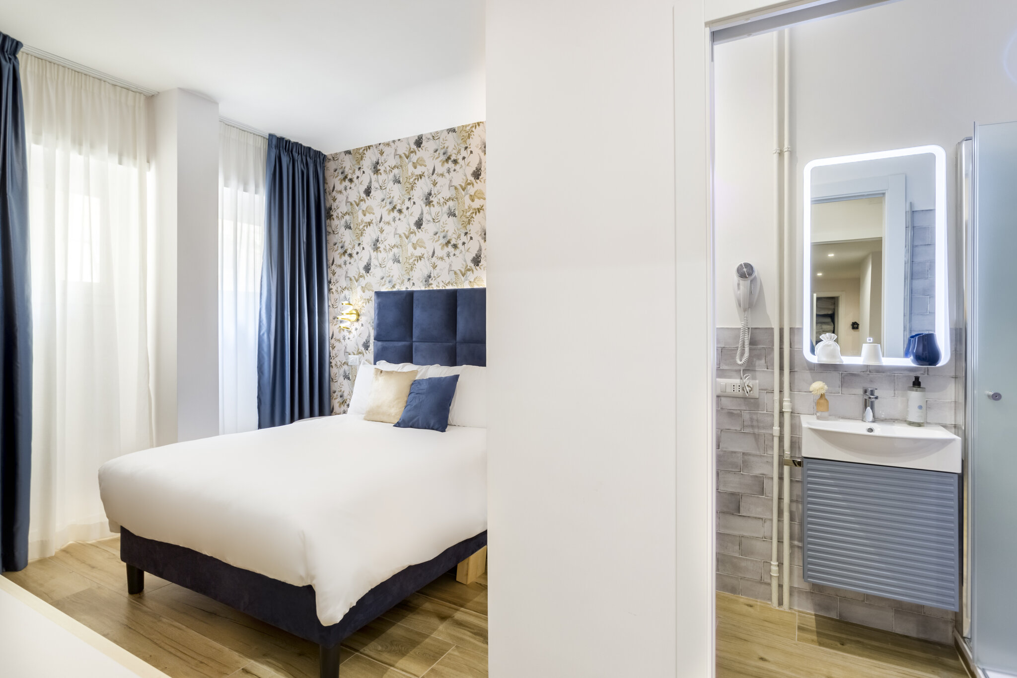 Romi Suite 3