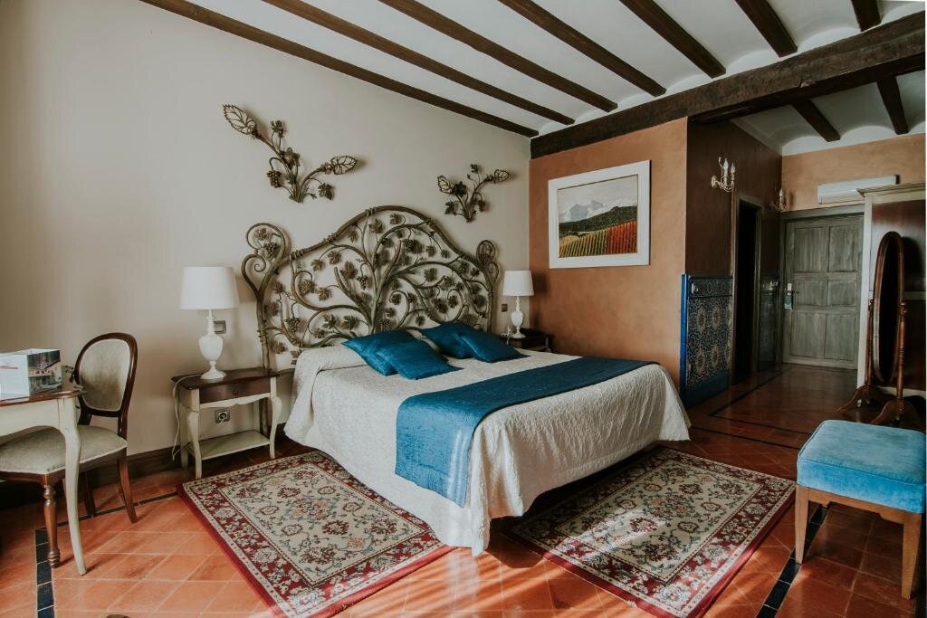 Hotel & Restaurante Palacio de Casafuerte 2